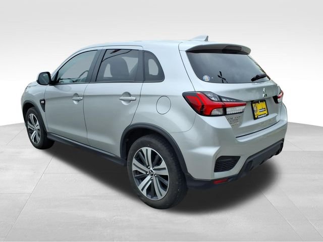 Used 2024 Black Mitsubishi 2.0 ES image 8