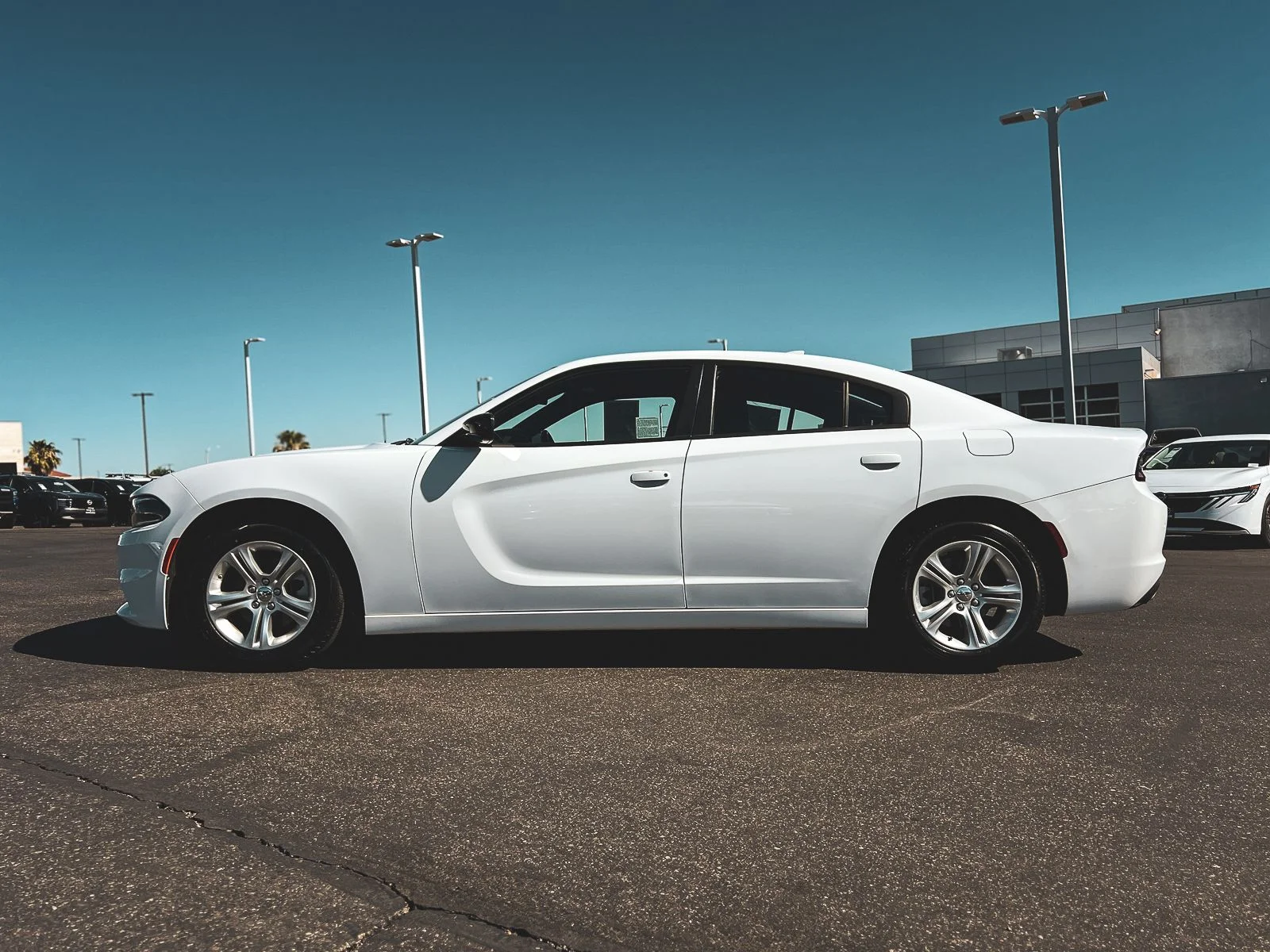 2023 Dodge Charger SXT - Photo 4