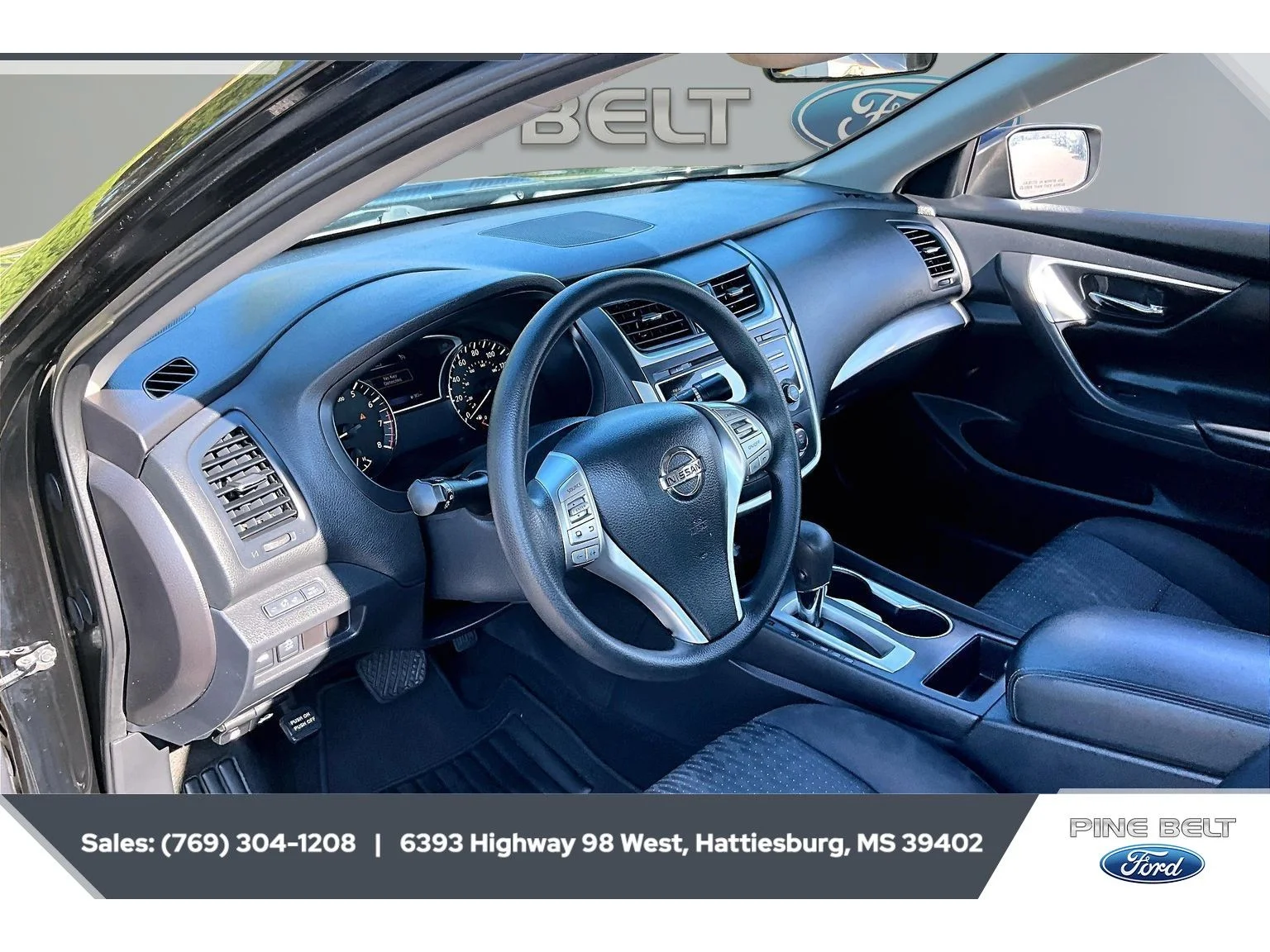 Used 2017 Super Black Nissan 2.5 S image 12