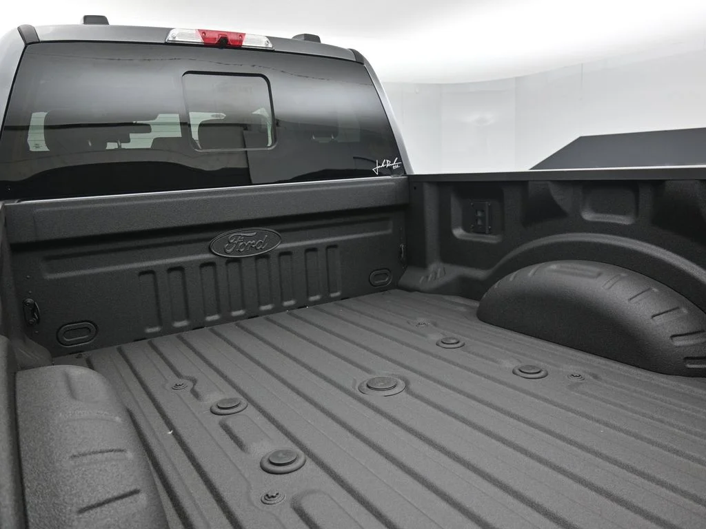 New 2026 Carbonized Gray Metallic Ford Lariat image 24