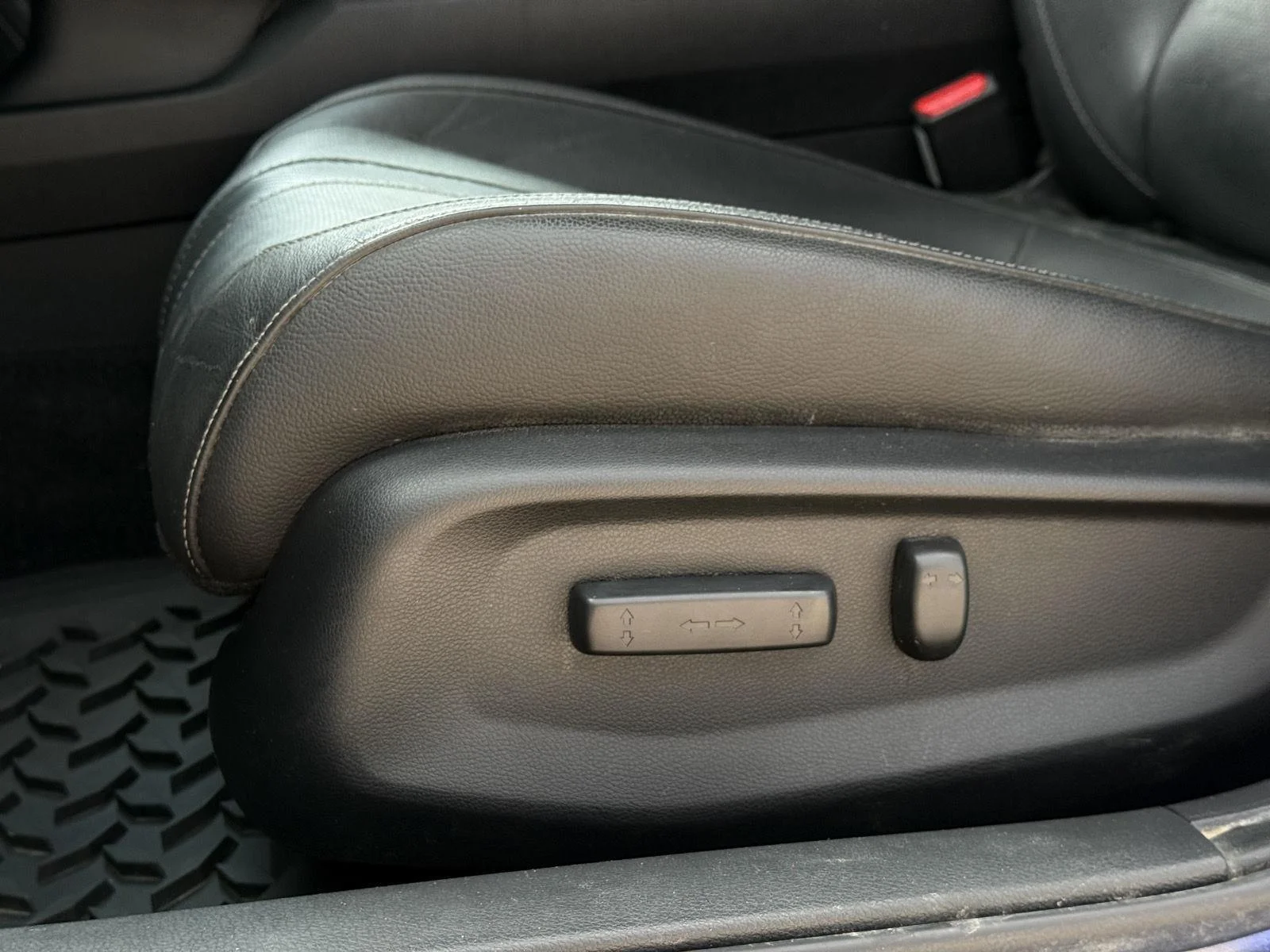 Used 2018 Aegean Blue Metallic Honda EX-L image 16