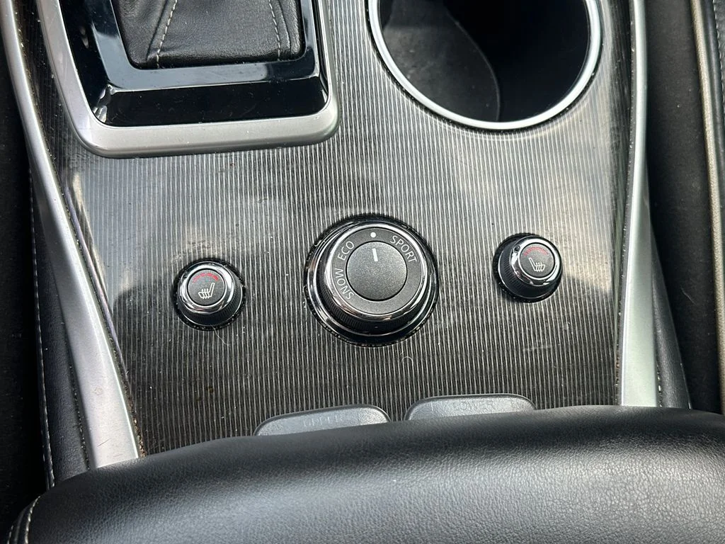 Used 2020 Gray INFINITI LUXE image 29