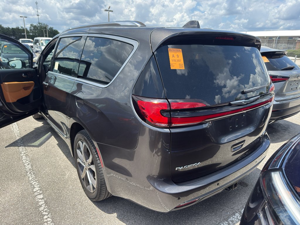 Used 2021 Granite Crystal Metallic Clearcoat Chrysler Pinnacle image 2