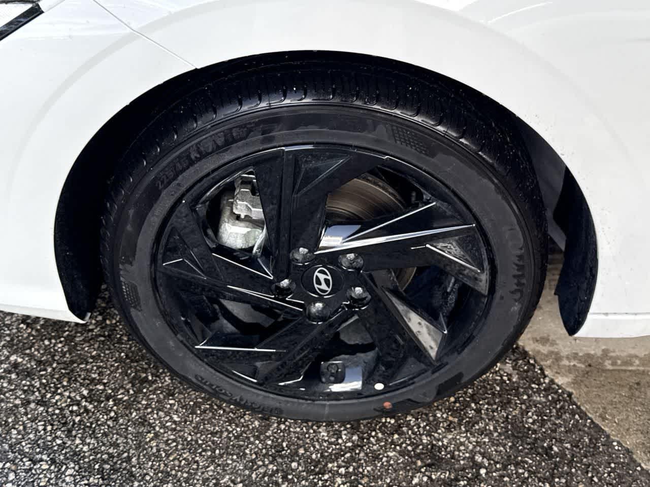 New 2026 Serenity White Hyundai SEL Sport image 40