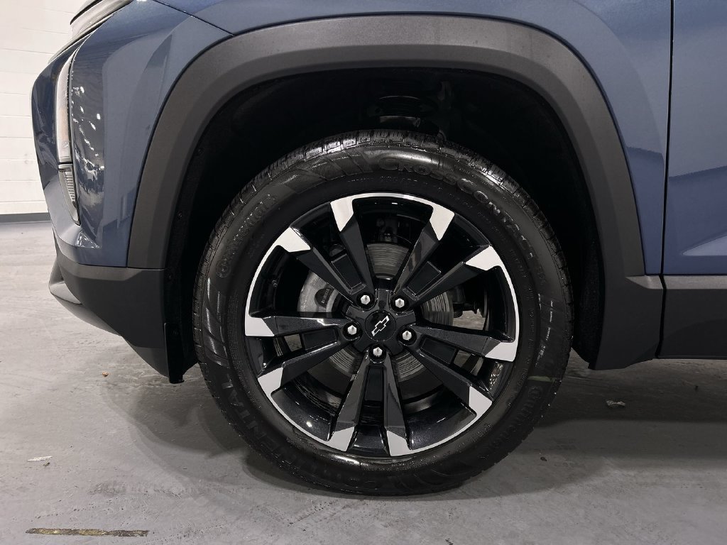2027 Chevrolet Equinox RS - Photo 18