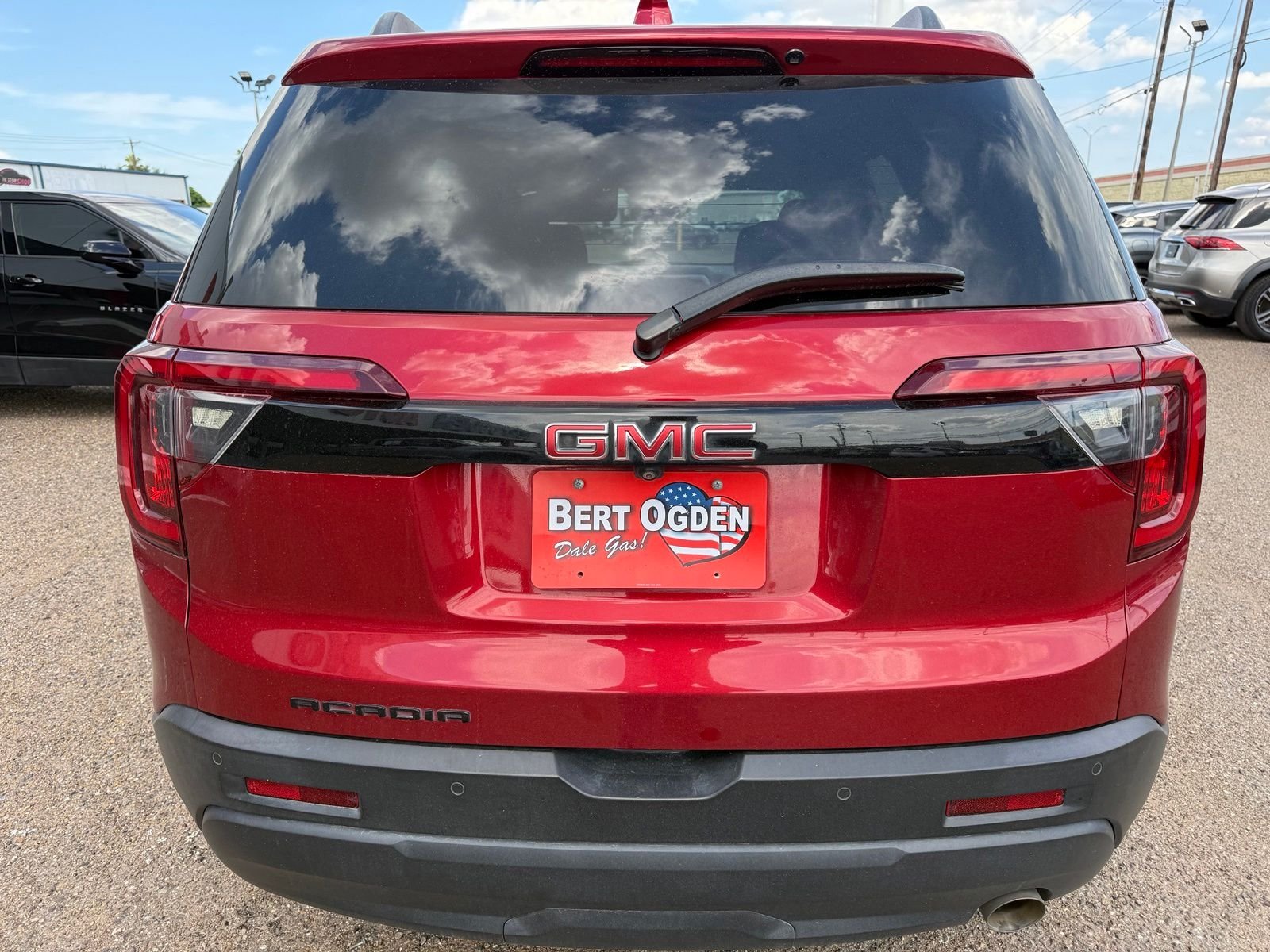 Used 2021 Red GMC SLE image 4