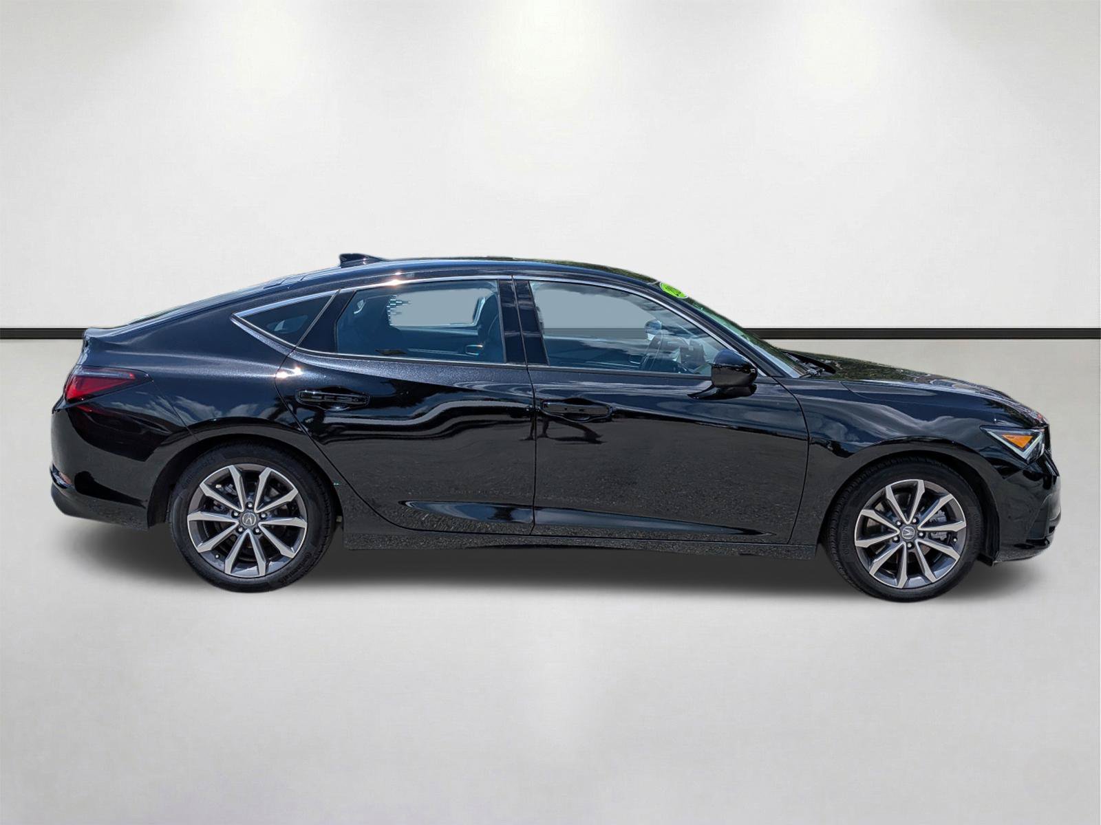 Used 2026 Majestic Black Pearl Acura Base image 3