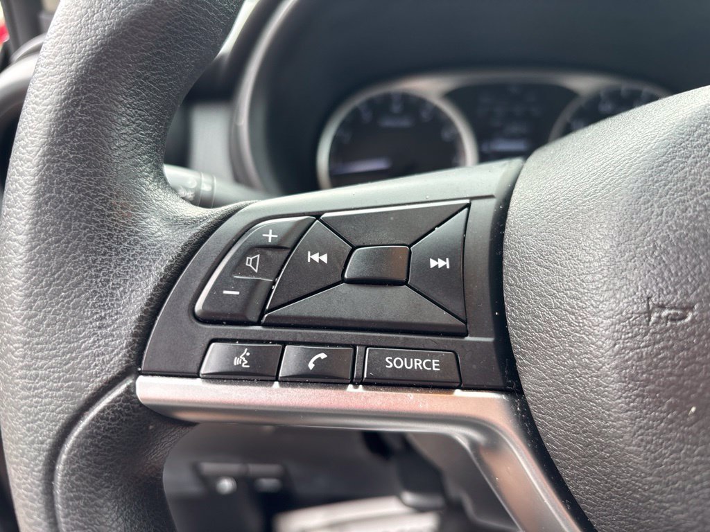 Used 2021 Gray Nissan S image 20