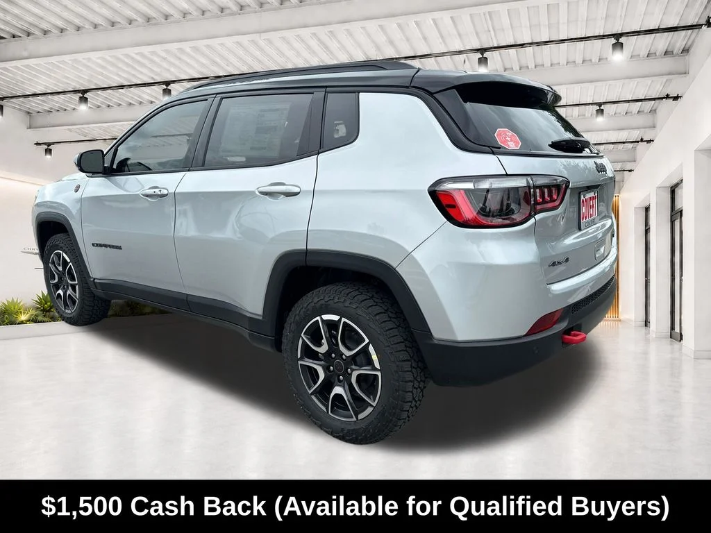 New 2026 Silver Zynith Metallic Clear-Coat Exterior Paint Jeep Trailhawk image 8