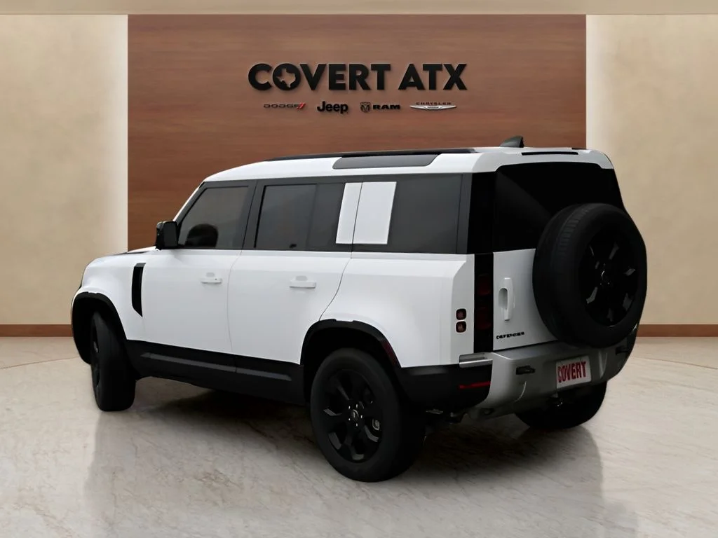 Used 2025 White Land Rover S image 3