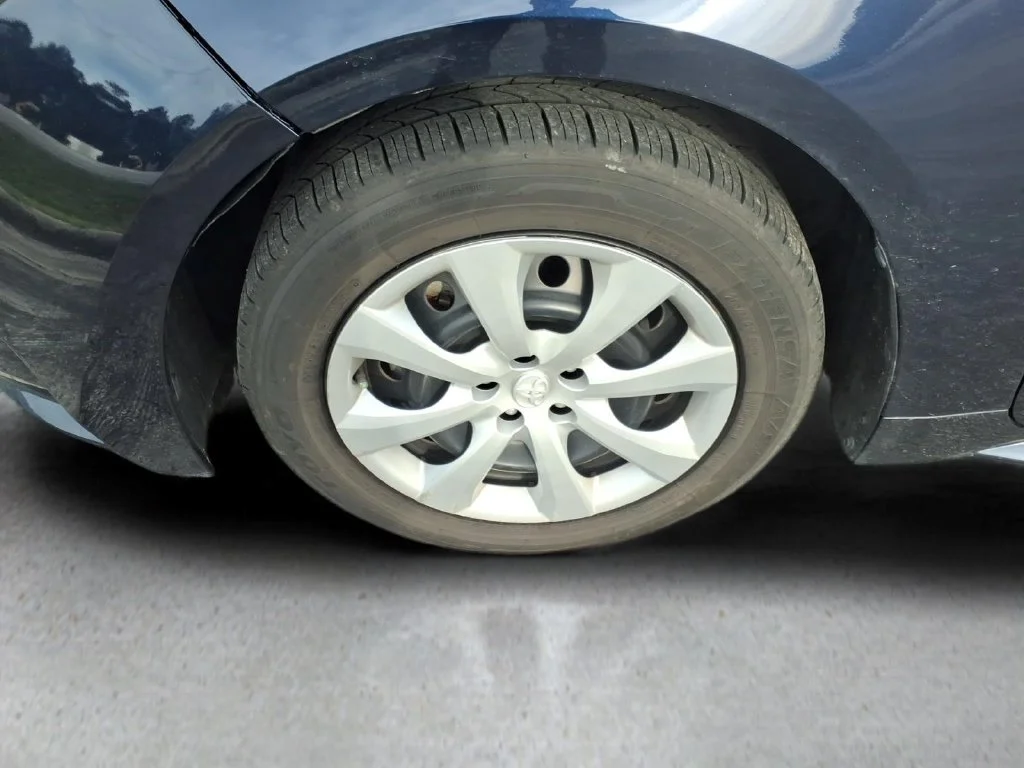 Used 2023  Toyota LE image 6