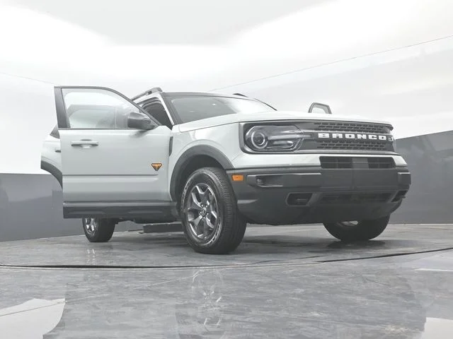 Certified Used 2021 Cactus Ford Badlands image 30