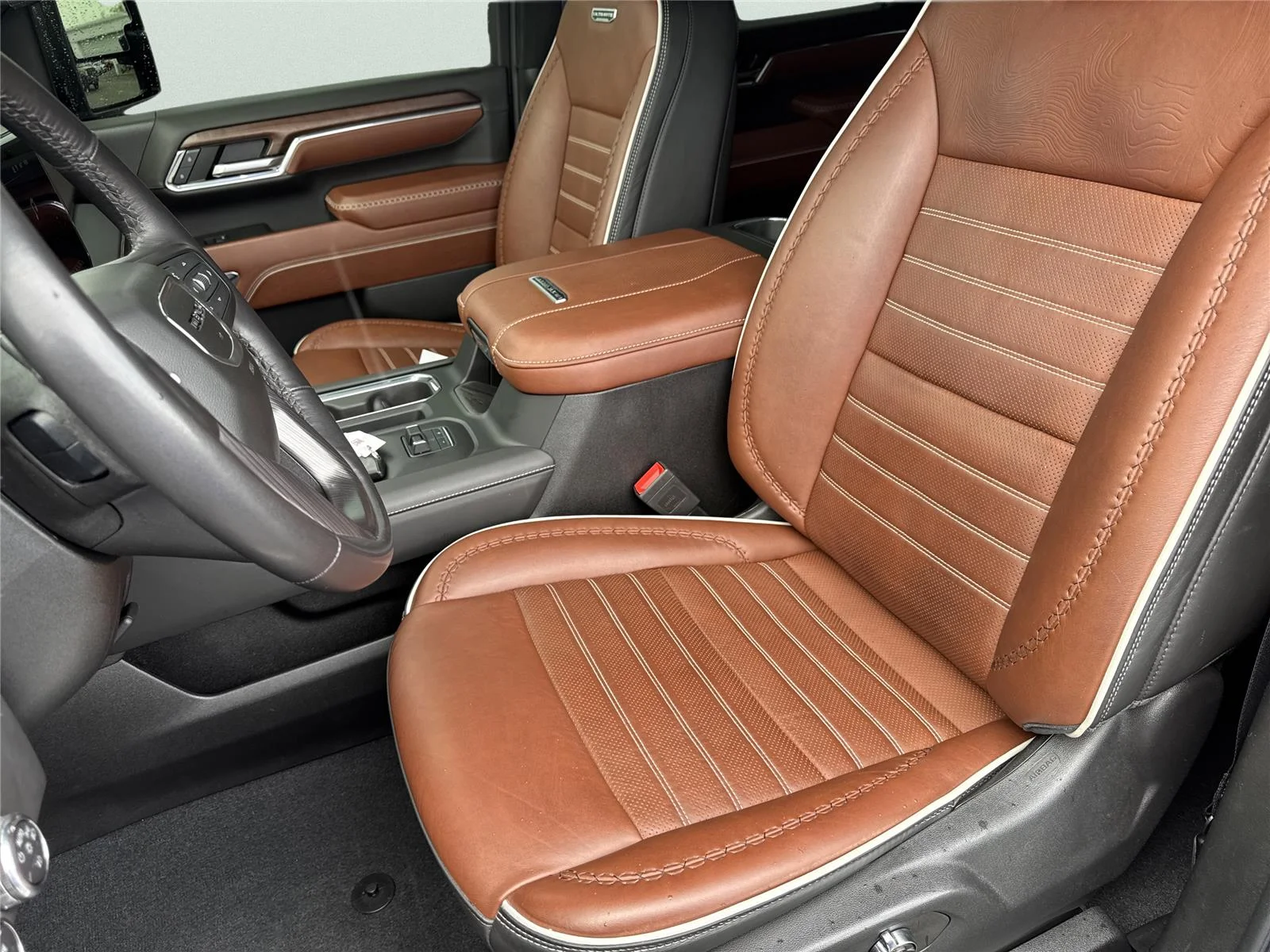 Used 2024 Sterling Metallic GMC Denali Ultimate image 11