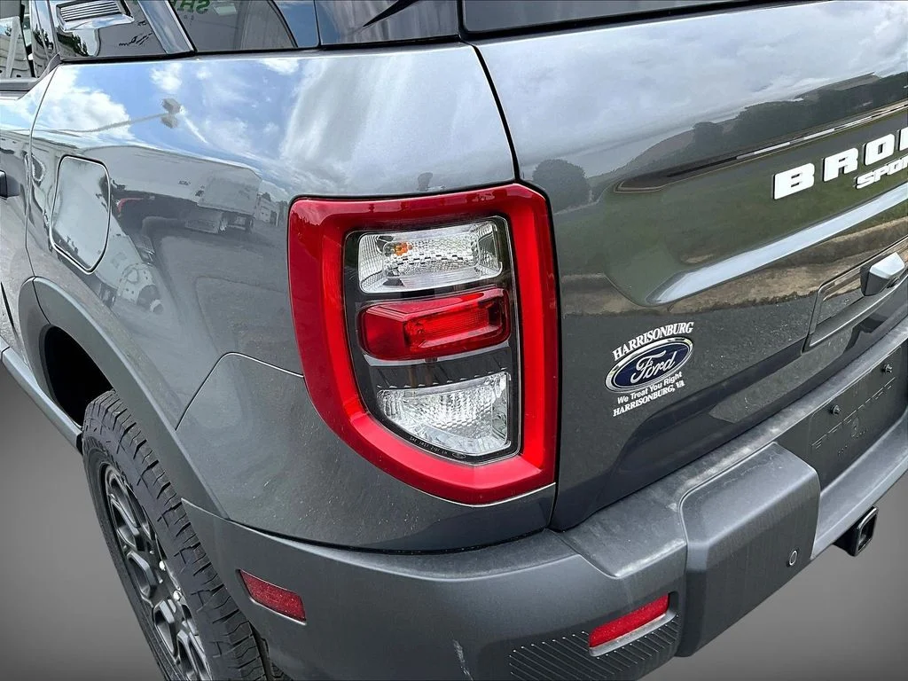 New 2025 Carbonized Gray Metallic Ford Badlands® image 27