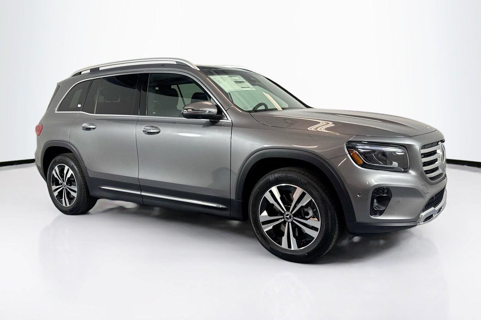 New 2026 Mountain Grey Metallic Mercedes-Benz GLB 250 image 3