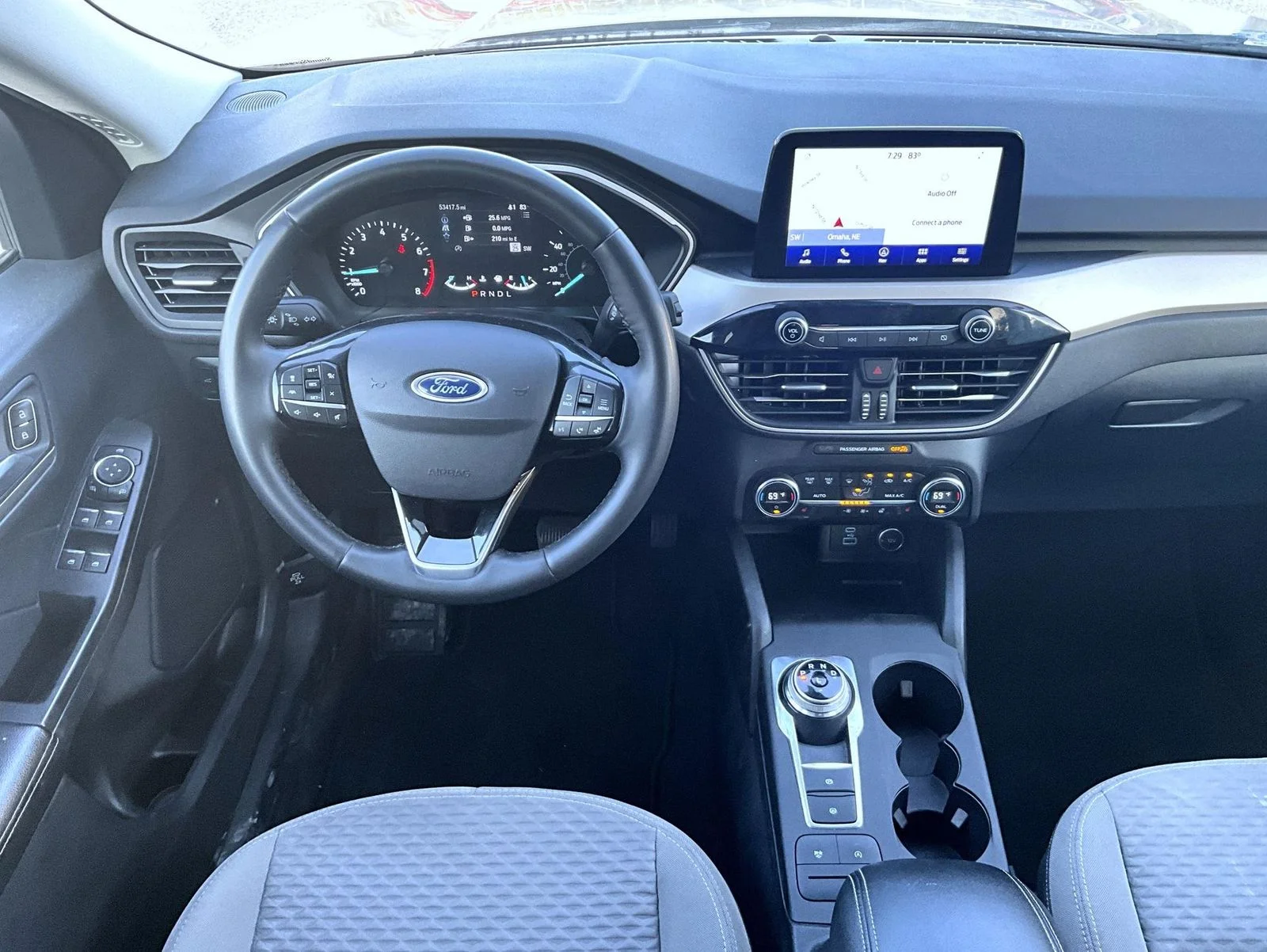 Used 2021 Gold Ford SE image 13