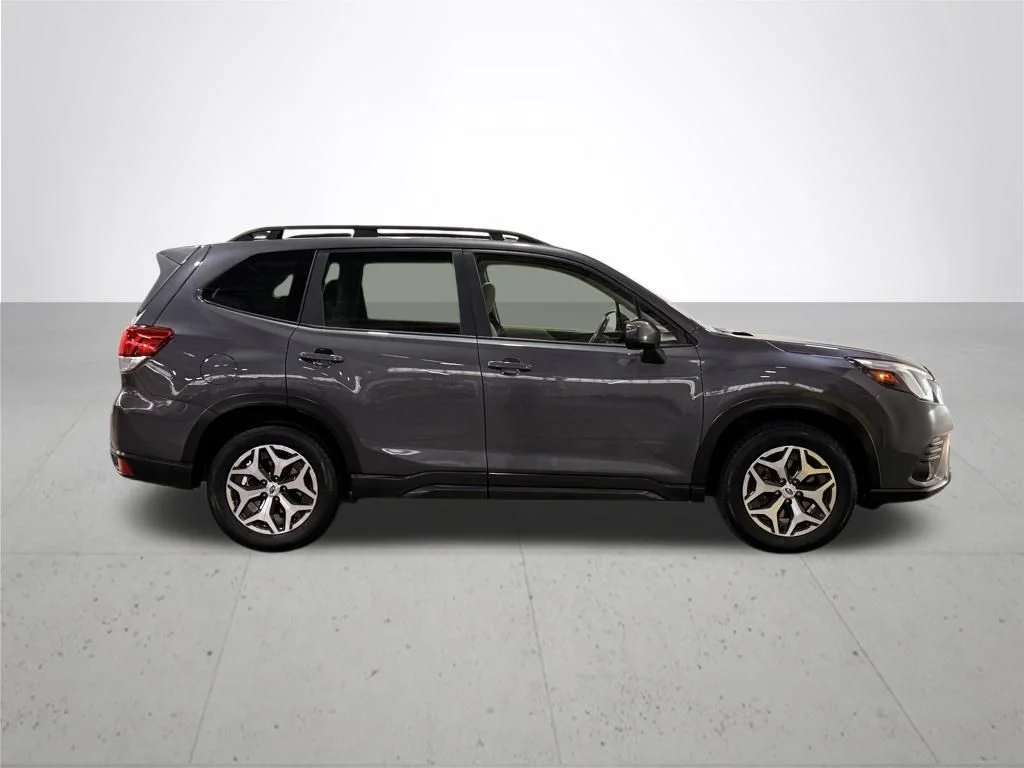 Used 2023 Gray Subaru Premium image 9