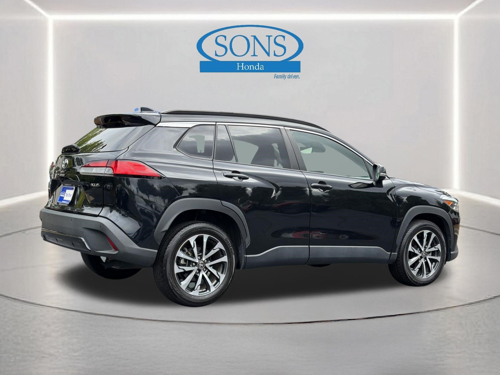 Used 2024 Jet Black Toyota XLE image 28