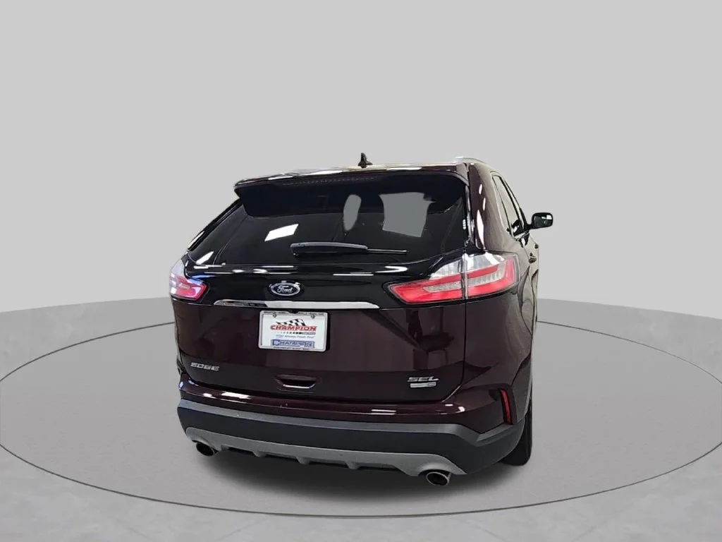 Certified Used 2020 Red Ford SEL image 10