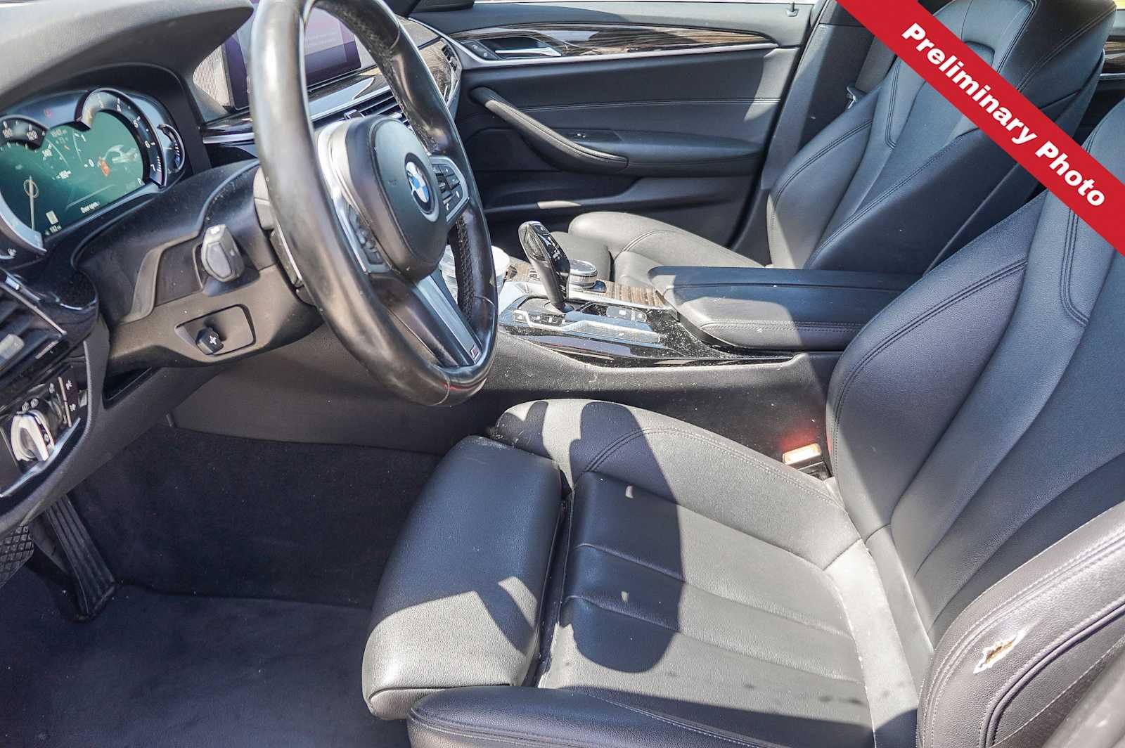 Used 2019 Alpine White BMW 530i image 14