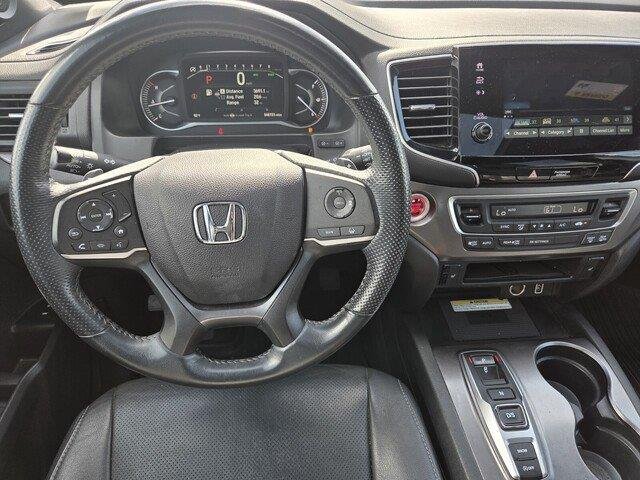 Used 2022 Sonic Gray Pearl Honda EX-L image 24