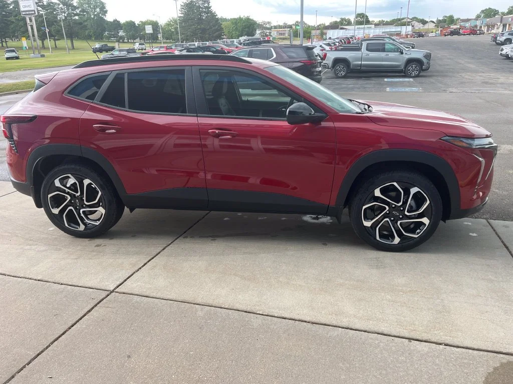 2026 Chevrolet Trax RS - Photo 4
