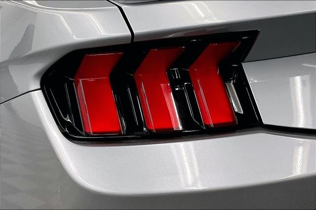 2024 Ford Mustang EcoBoost Premium - Photo 32