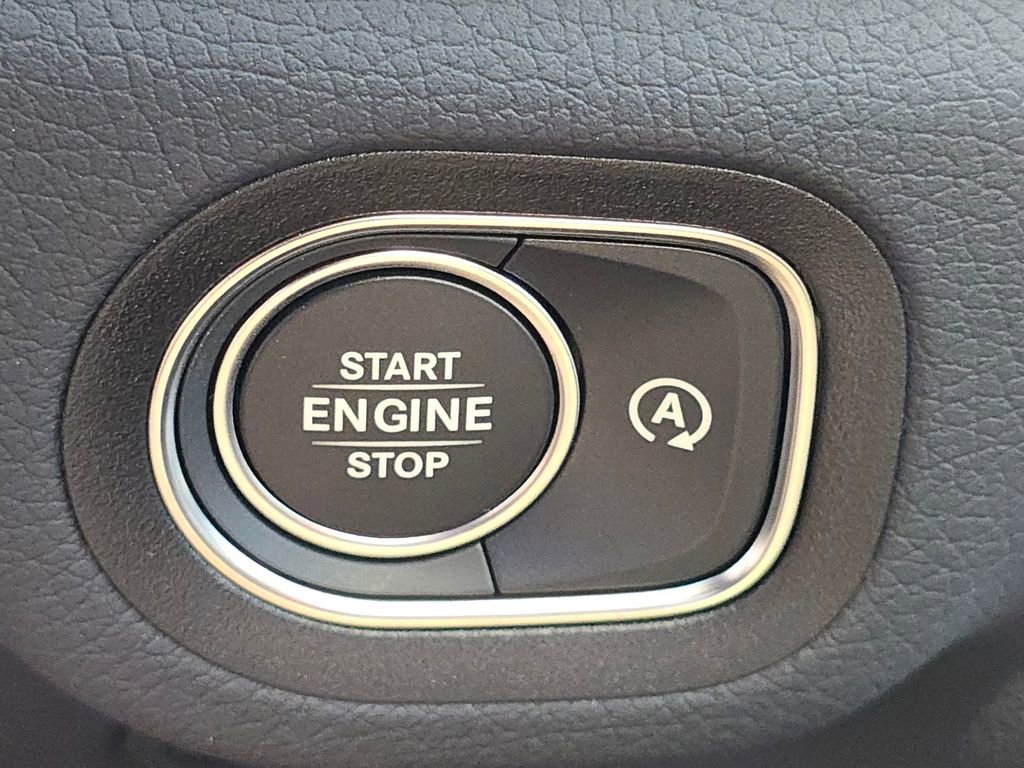 New 2026 Obsidian Black Metallic Mercedes-Benz GLE 350 image 75