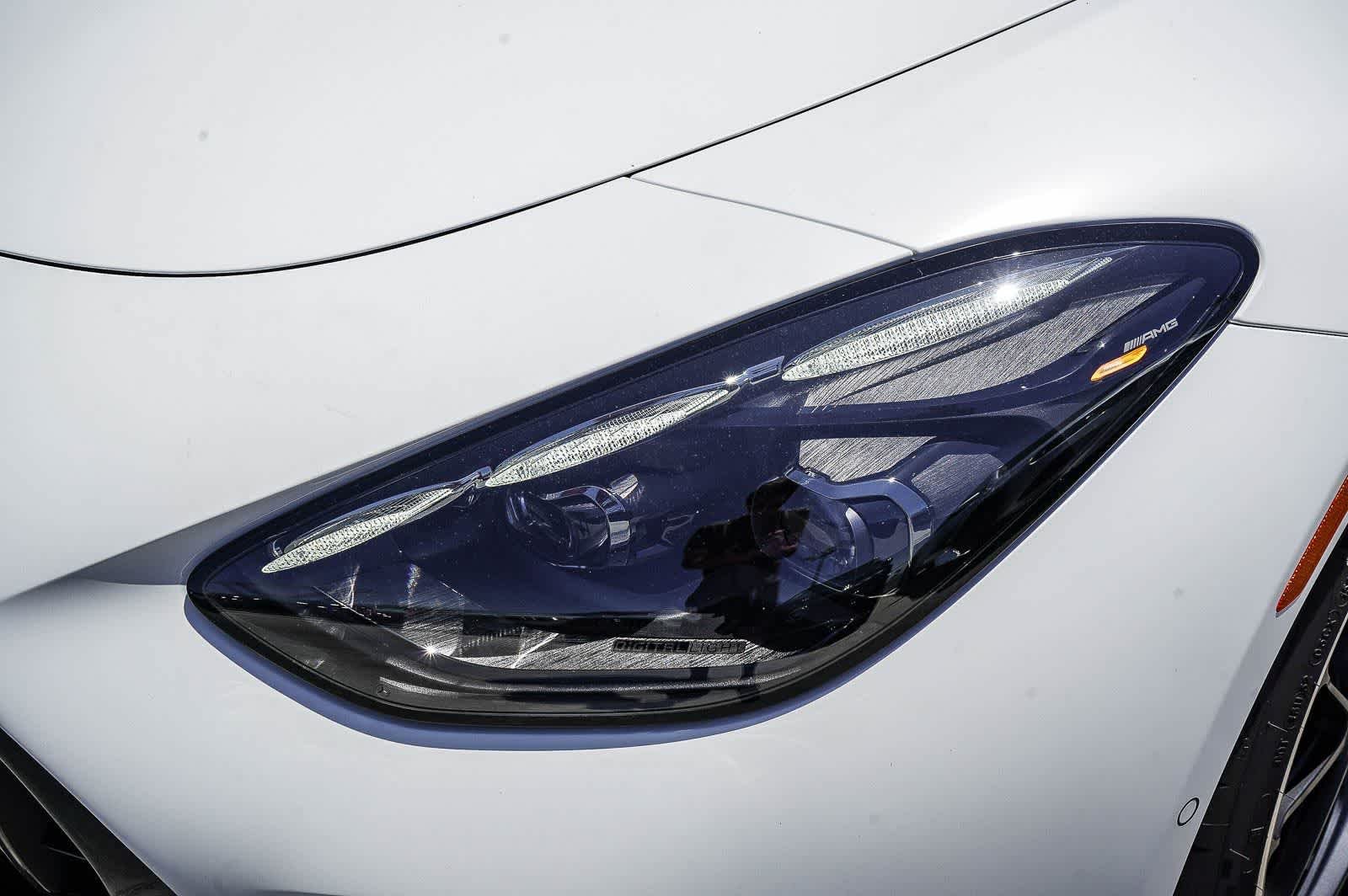 New 2026 MANUFAKTUR Moonlight White Magno Mercedes-Benz AMG® GT 55 image 10