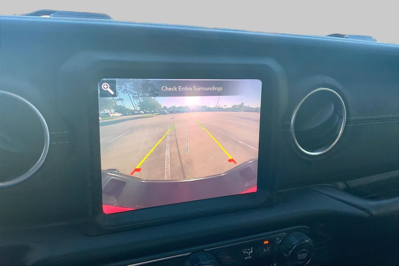 Used 2020 Firecracker Red Clearcoat Jeep Overland image 23