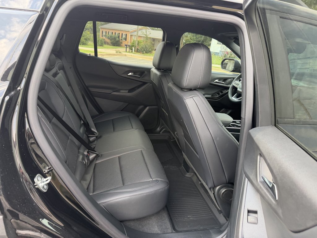 New 2027 Mosaic Black Metallic Chevrolet LT image 22