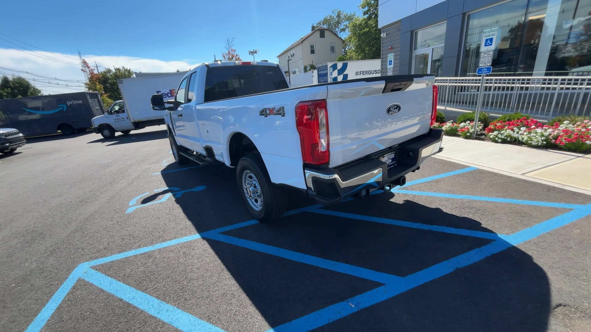 New 2027 Oxford White Ford F-350® XL image 7