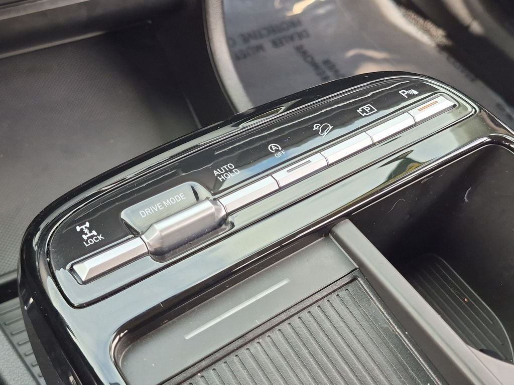 Certified Used 2025 Black Hyundai Limited image 23