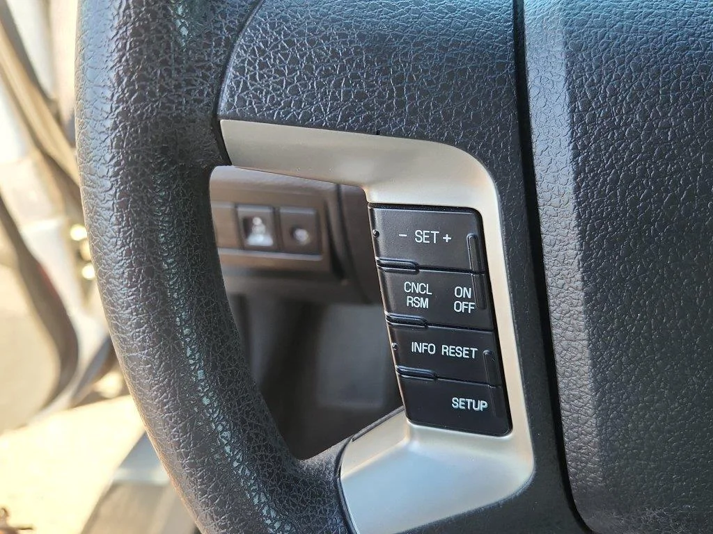 Used 2012 Steel Blue Metallic Ford SE image 21
