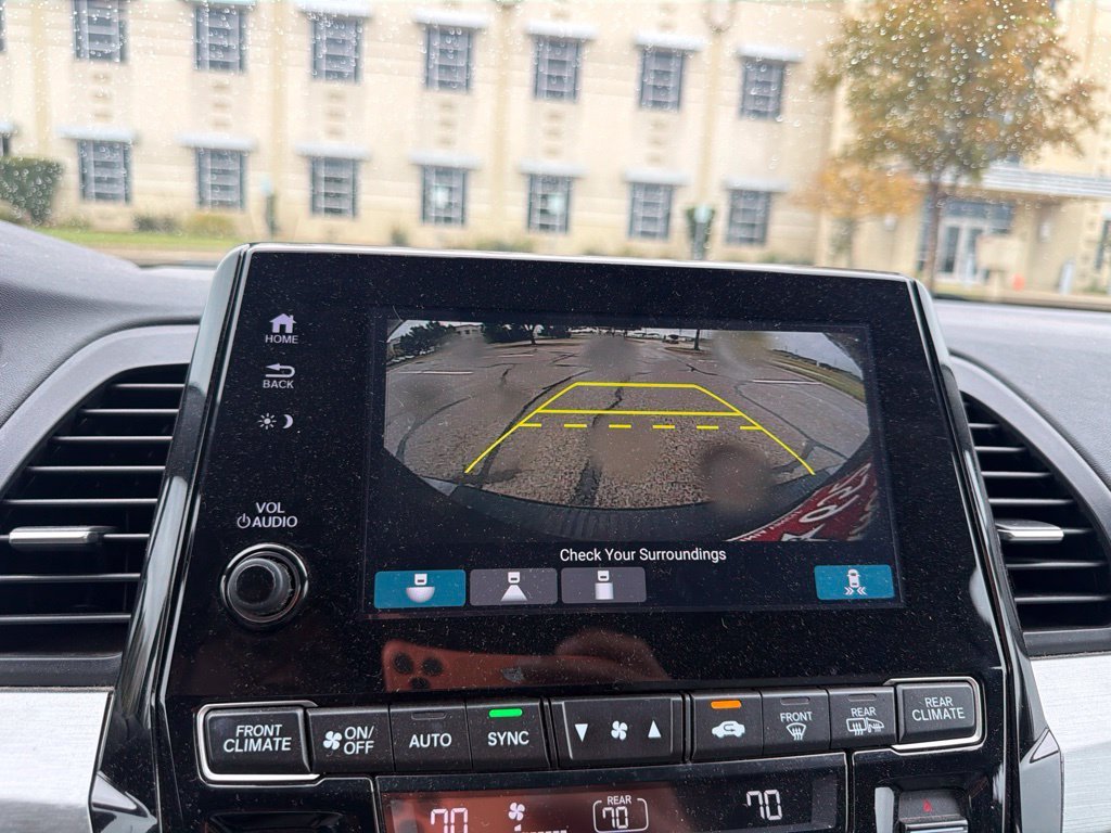 Used 2018  Honda EX-L image 21