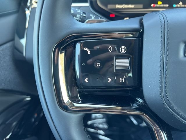 New 2026 Carpathian Grey Land Rover Dynamic SE image 21