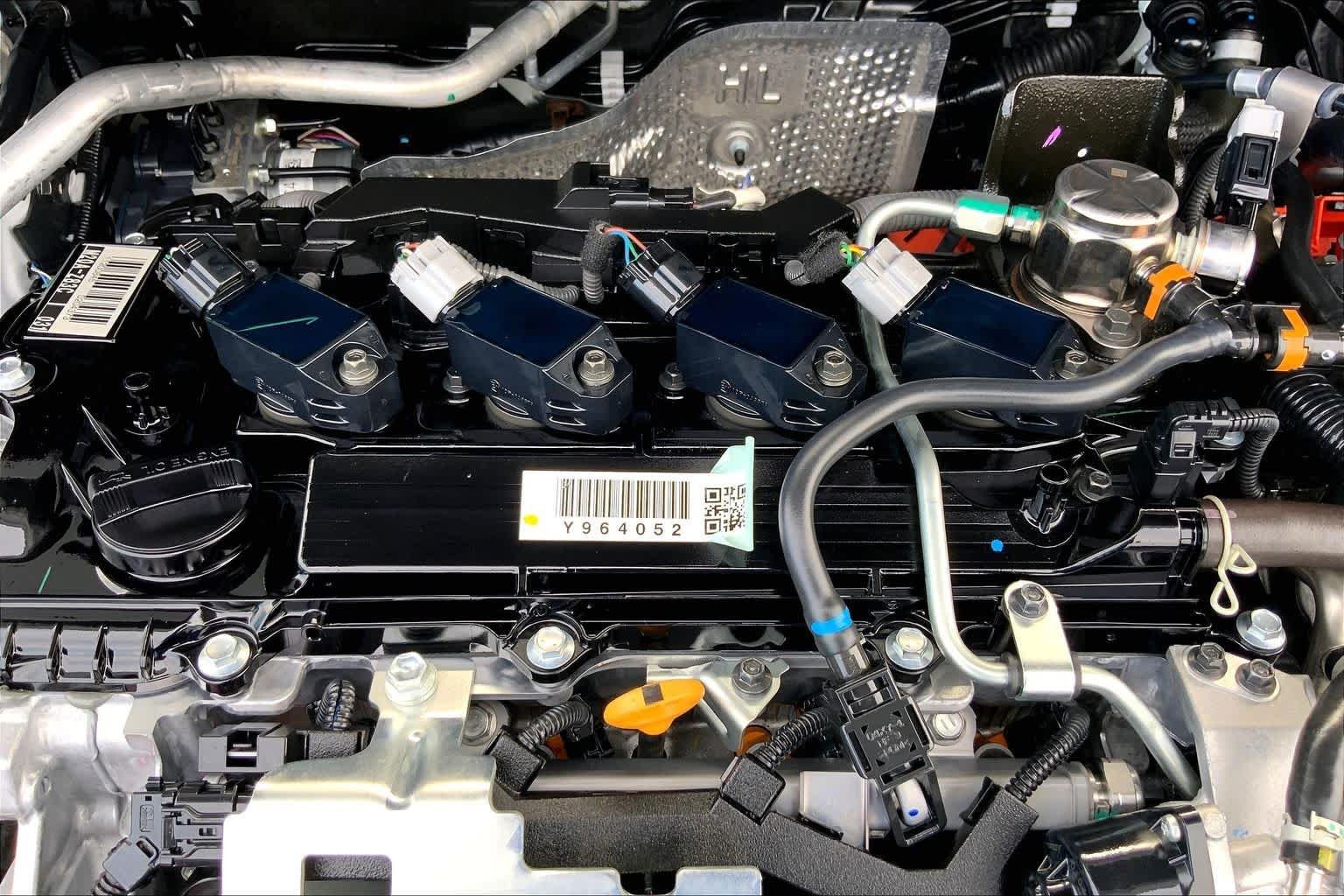 Used 2026 Wind Chill Pearl Toyota Hybrid XSE image 32
