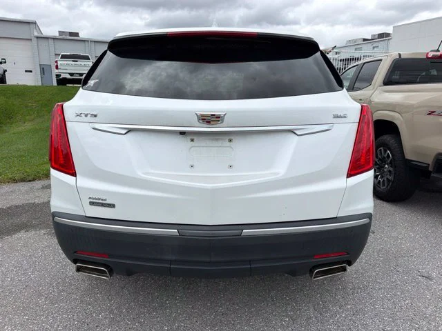 Used 2019 Crystal White Cadillac Premium Luxury image 5