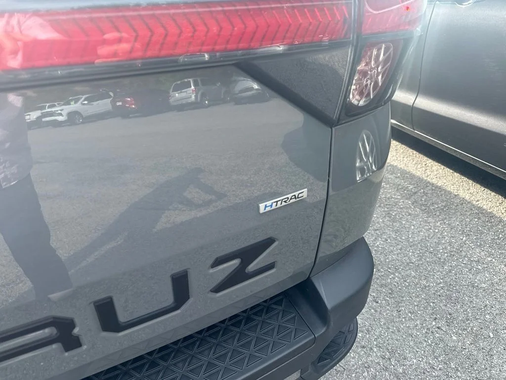 Used 2024 Gray Hyundai SE image 10