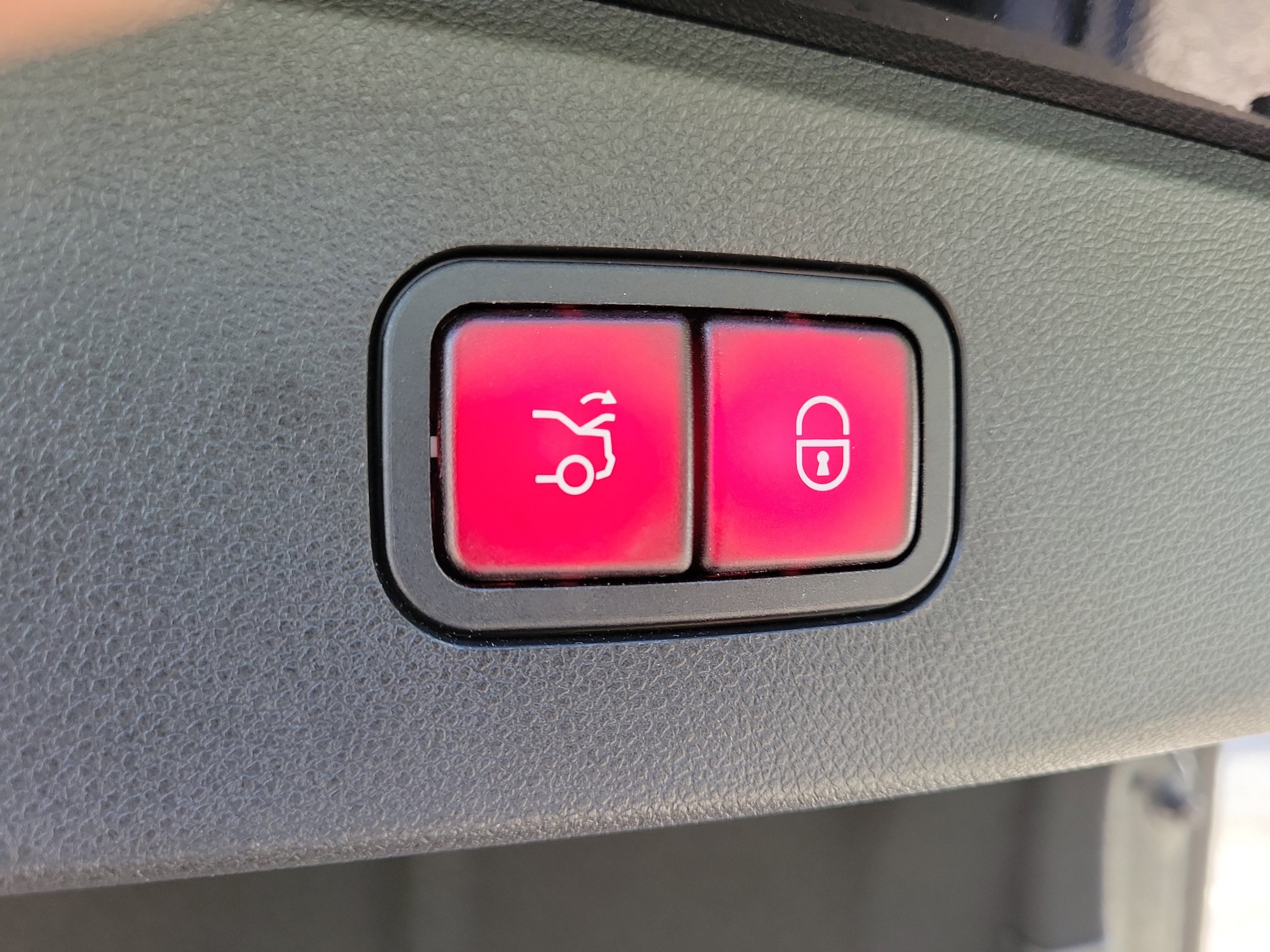 Used 2016 Black Mercedes-Benz E 350 image 7
