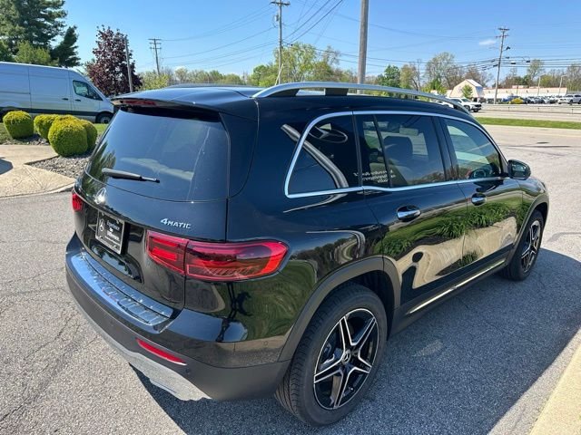 New 2026 Night Black Mercedes-Benz GLB 250 image 5