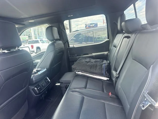 Used 2023 White Ford Lariat image 28