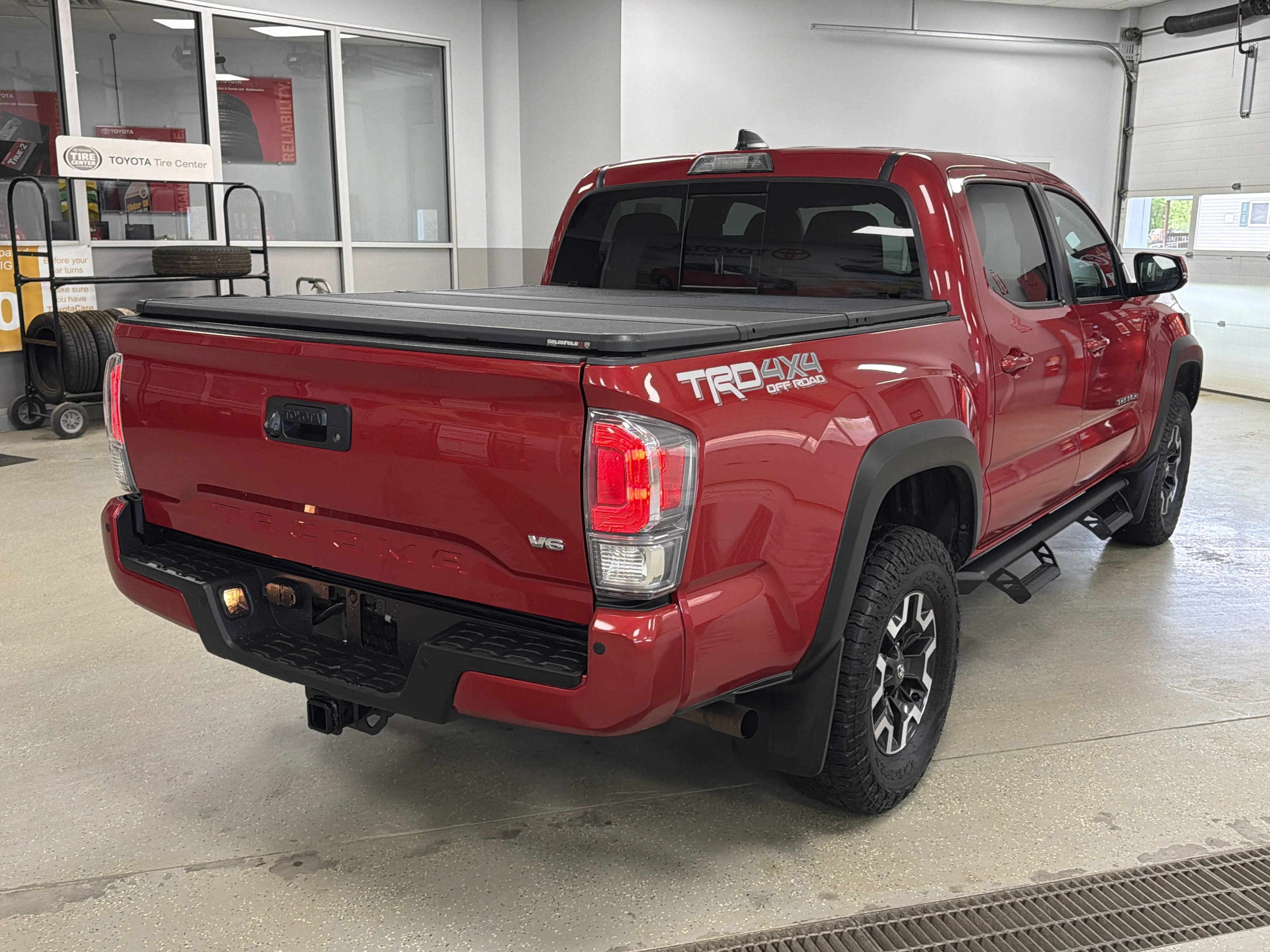 Used 2022 Barcelona Red Metallic Toyota  image 3