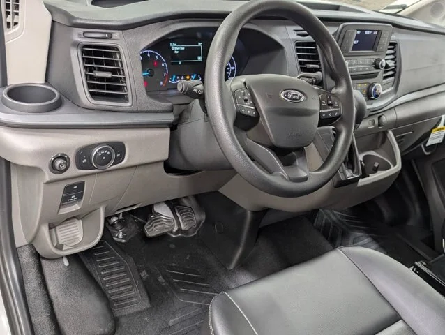 New 2025 Oxford White Ford Cargo Van image 31