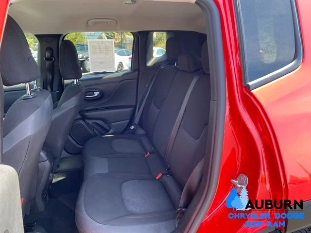 Used 2020 Red Jeep Trailhawk image 19