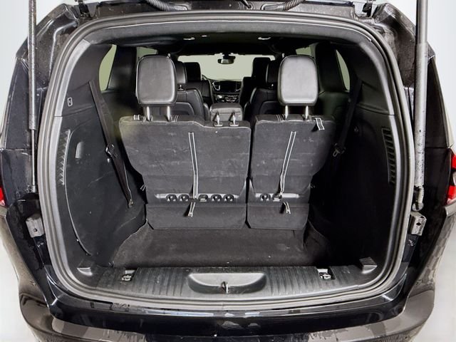 Used 2025 Black Chrysler Select image 24