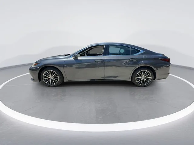 2025 Lexus ES 350 - Photo 5