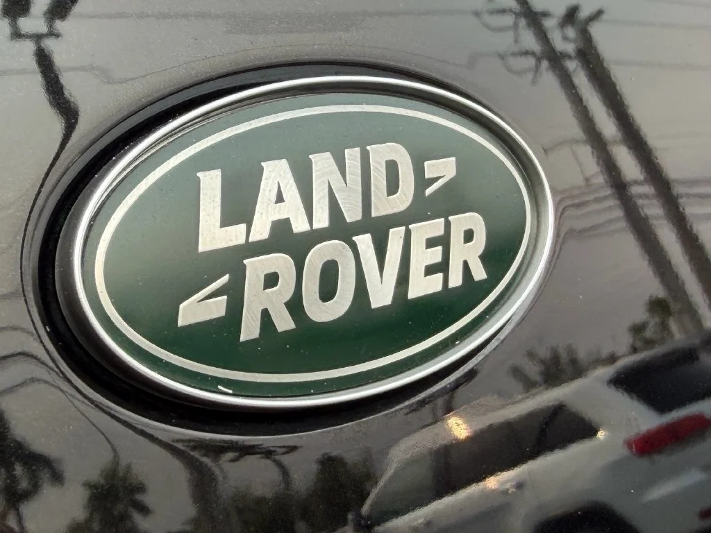 Used 2023 Black Land Rover SE image 10