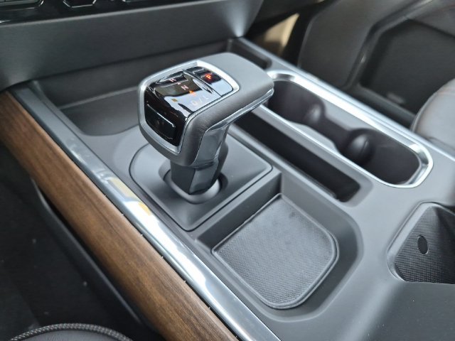2026 Chevrolet Silverado 1500 High Country - Photo 18