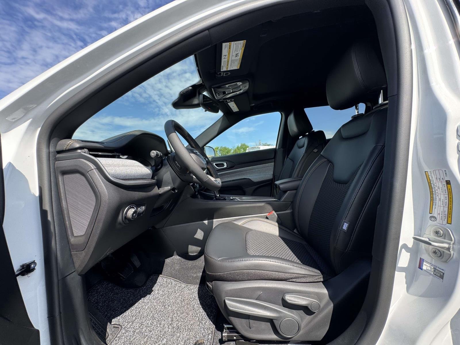 New 2026 Bright White Clearcoat Jeep  image 20